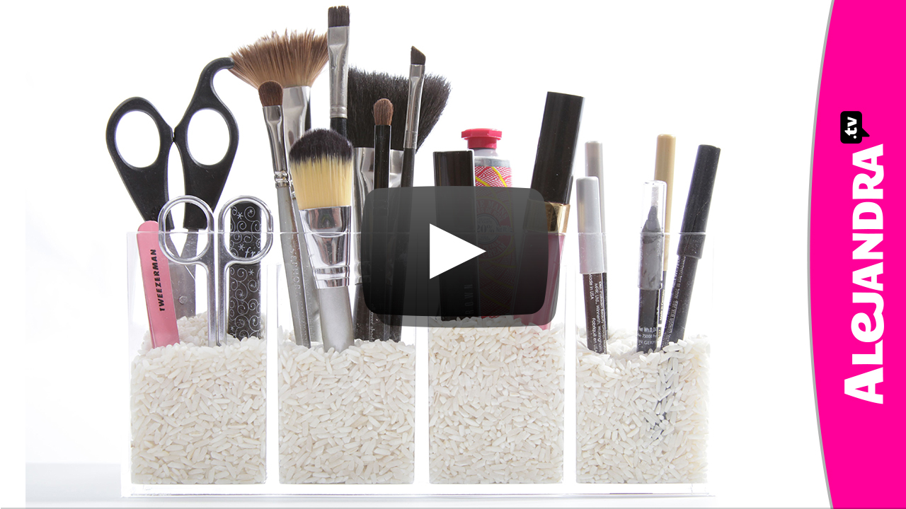 [VIDEO]: Organize Your Makeup - How to Organize Cosmetics in the Bathroom